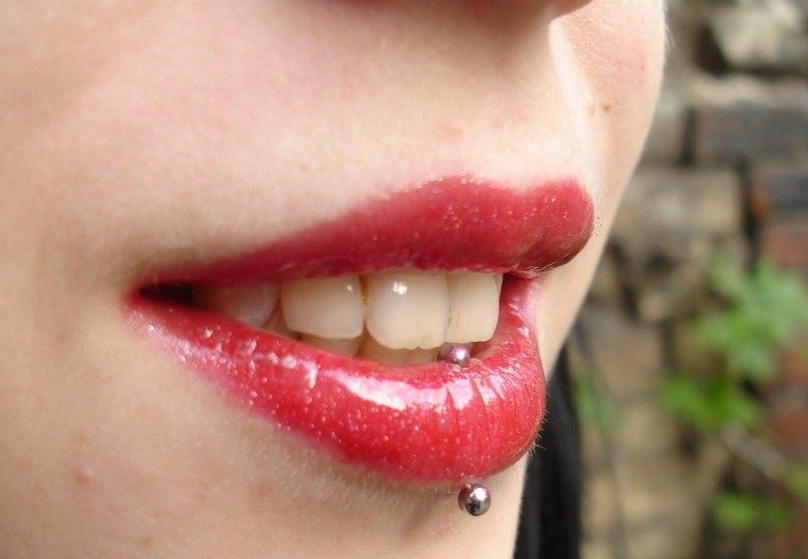 LIP PIERCING: LEARN MORE ABOUT YOUR PIERCING